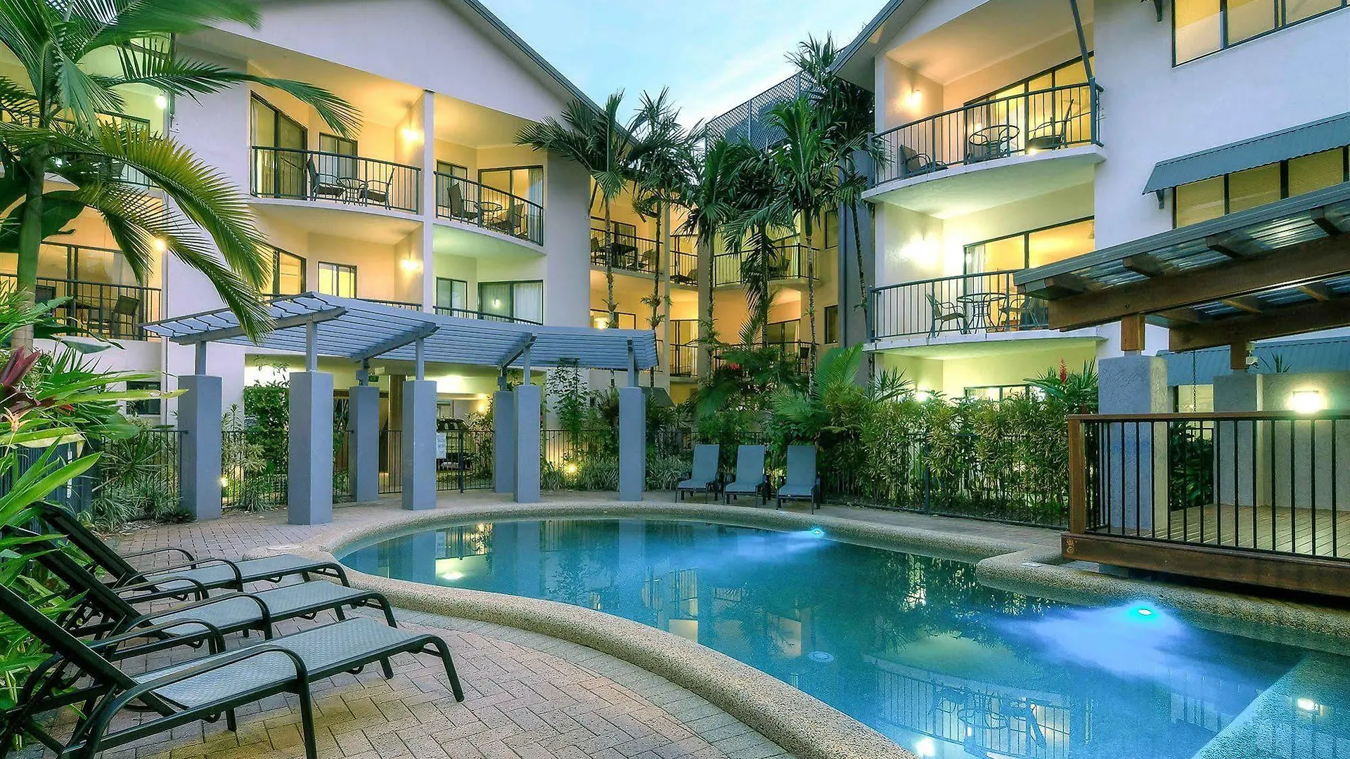 Bay Villas Resort Port Douglas 4*,  Australia